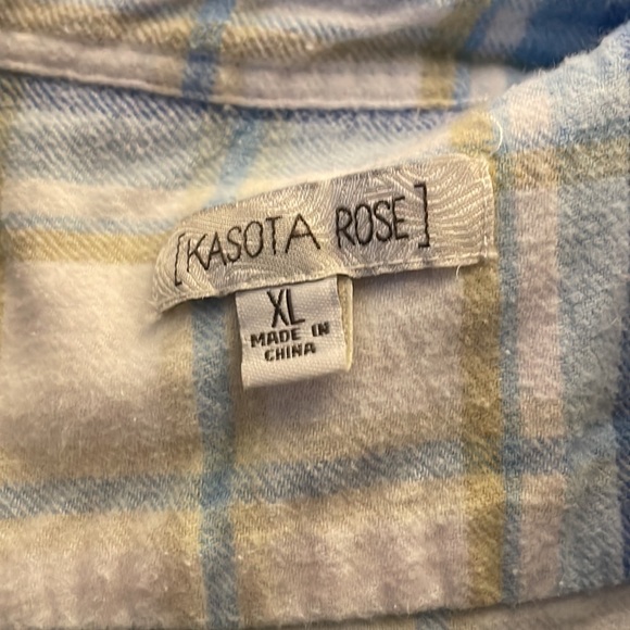 Soft flannel - Picture 2 of 3